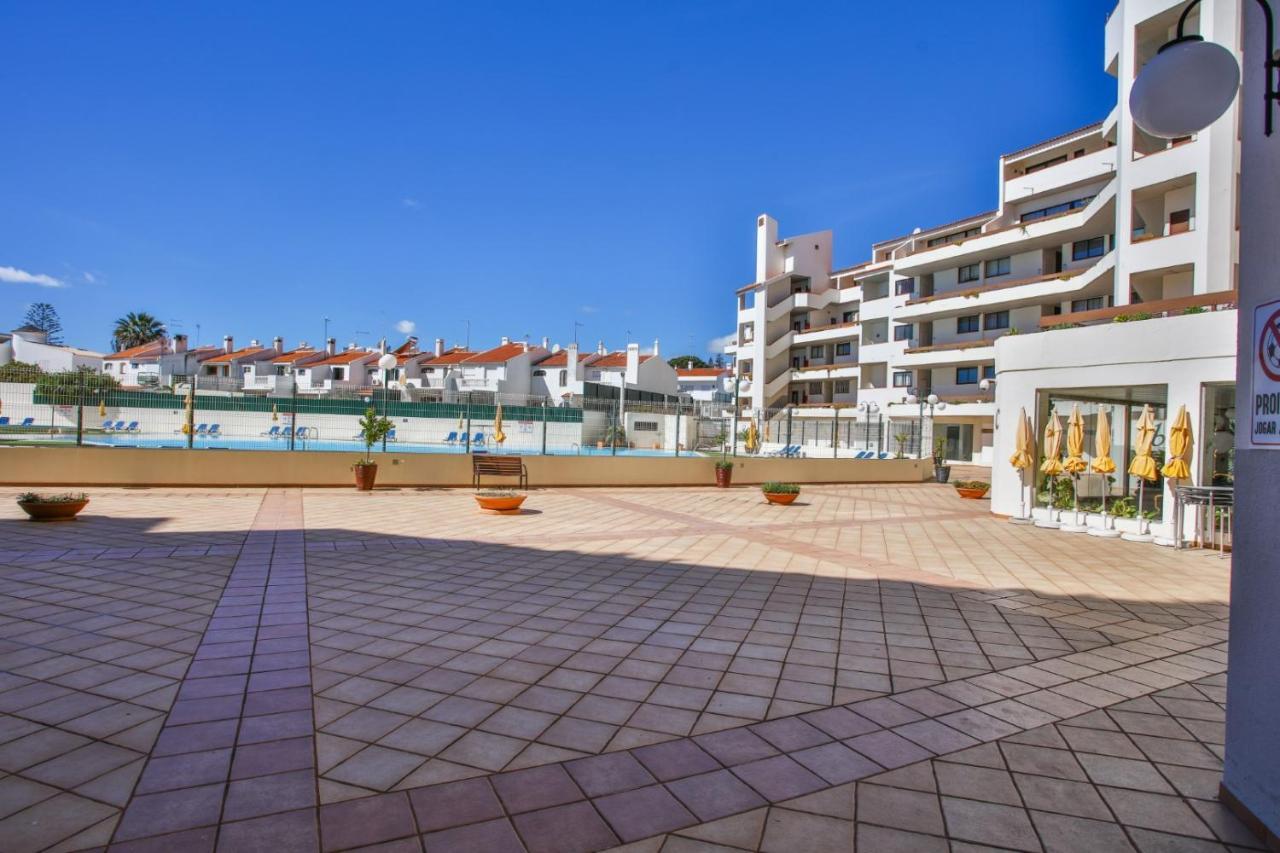 Luxe Condo With Pool, Airco And Seaview Balcony - Go4Portugal - Албуфейра Экстерьер фото